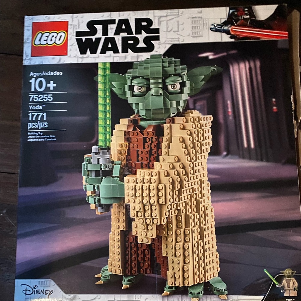 Yoda Lego set.